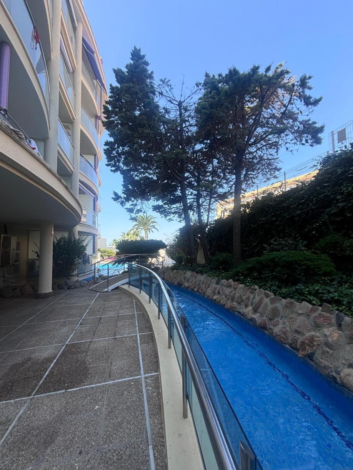 Apartamentos Cala Crancs Salou Extérieur photo